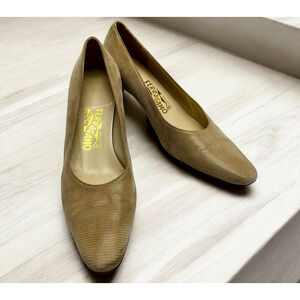 Vintage Salvatore Ferragamo Tan Suede Leather Pumps Women's Size 7